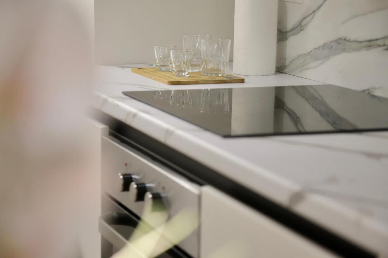 La Grand - New Bazaar Apartment Tiranë Ngoại thất bức ảnh