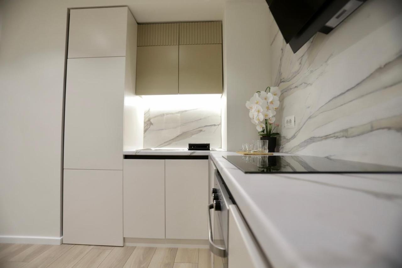 La Grand - New Bazaar Apartment Tiranë Ngoại thất bức ảnh