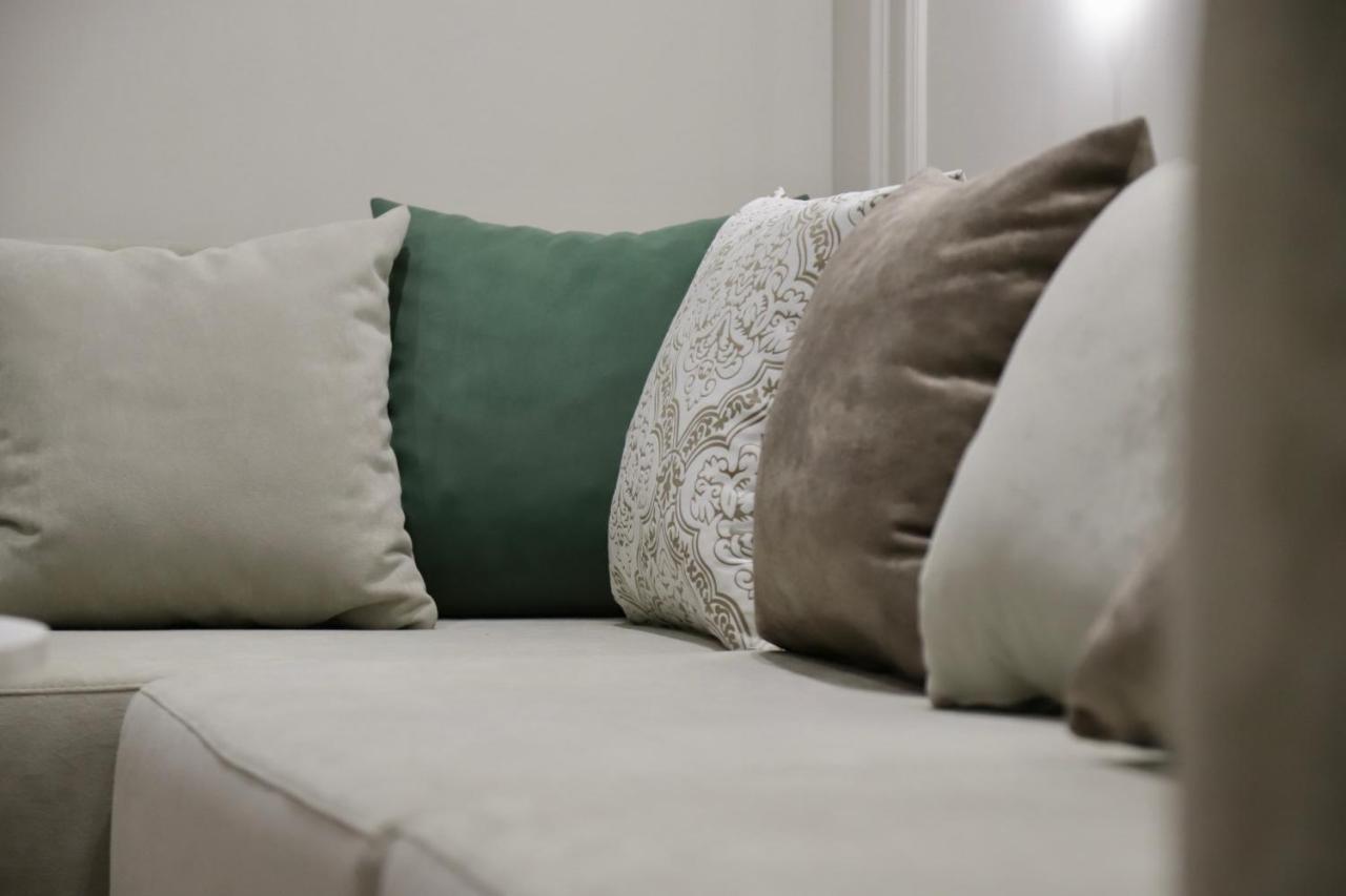 La Grand - New Bazaar Apartment Tiranë Ngoại thất bức ảnh