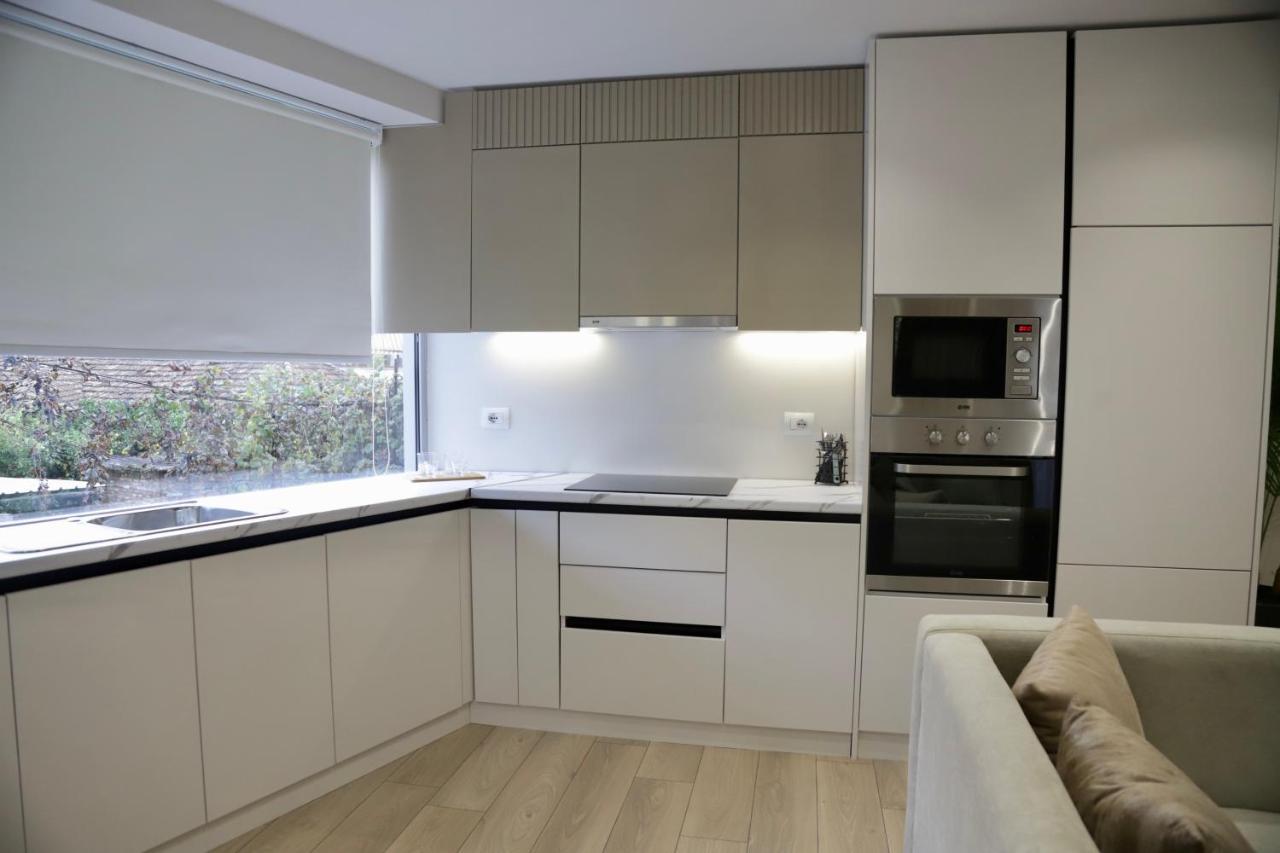 La Grand - New Bazaar Apartment Tiranë Ngoại thất bức ảnh