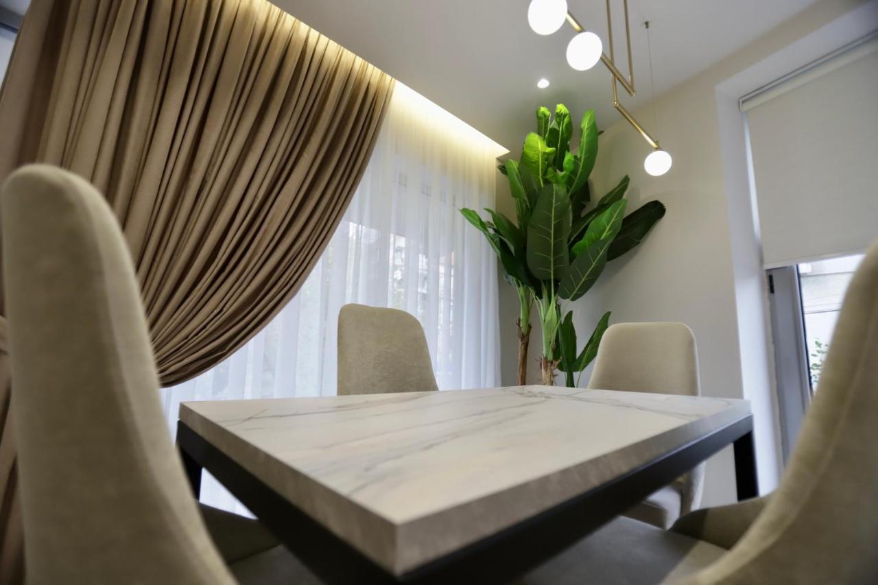 La Grand - New Bazaar Apartment Tiranë Ngoại thất bức ảnh
